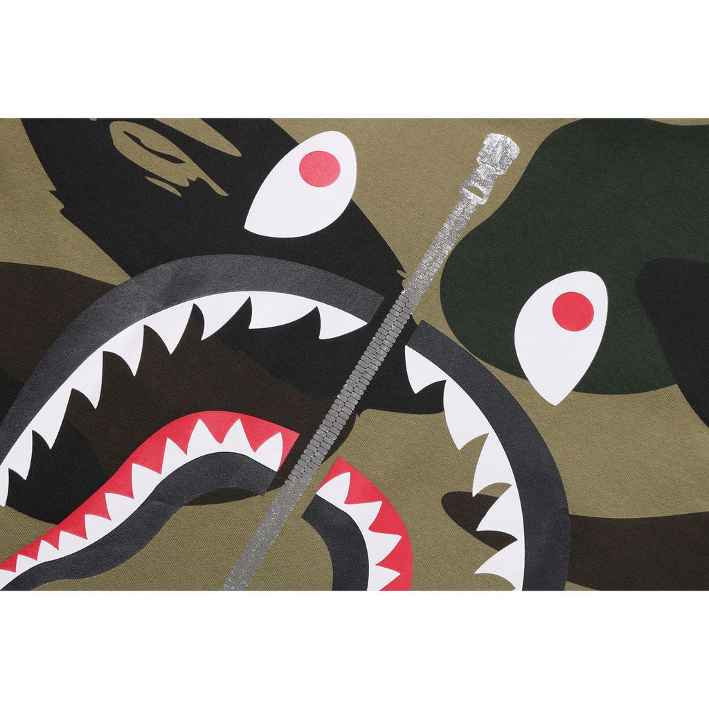 BAPE GIANT 1ST CAMO SHARK TEE MENS