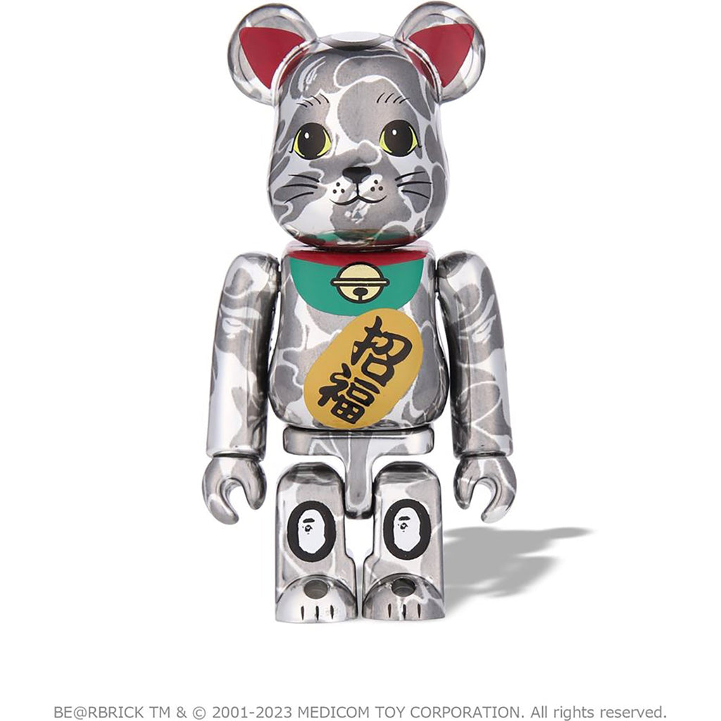 BAPE NEW YEAR BE@RBRICK MANEKINEKO SHISHIMAI DARUMA 100% & 400%