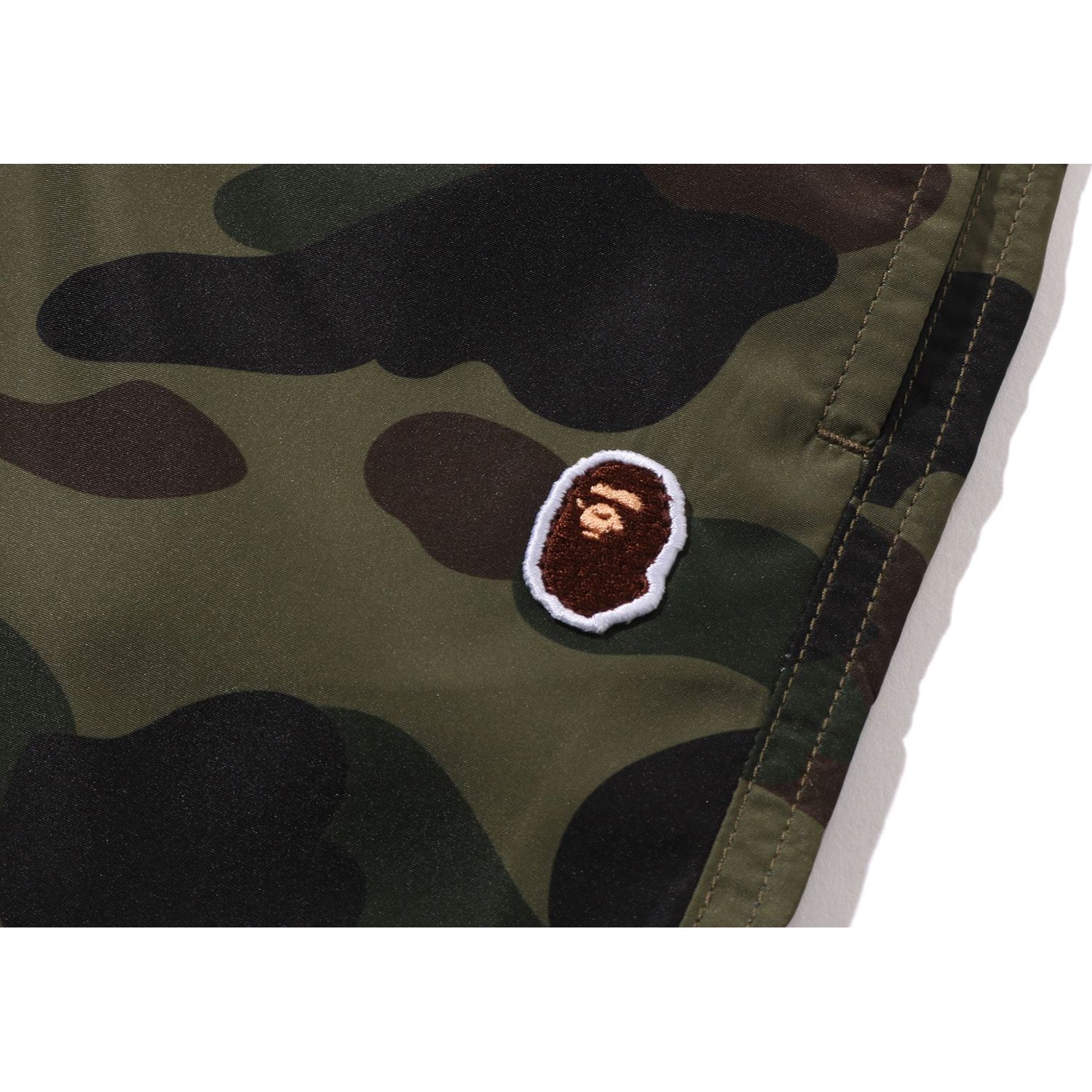 BAPE 1ST CAMO ONE POINT BEACH SHORTS KIDS