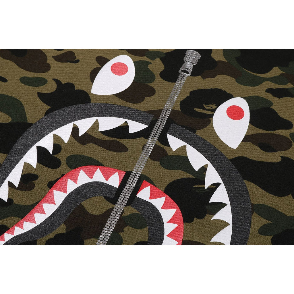 BAPE 1ST CAMO SHARK CREWNECK SWEATSHIRT MENS