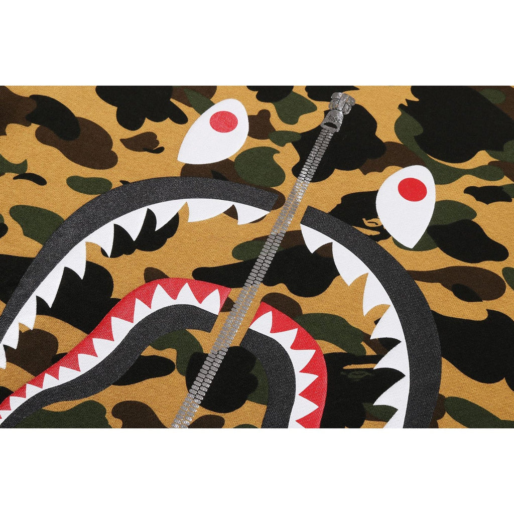 BAPE 1ST CAMO SHARK CREWNECK SWEATSHIRT MENS