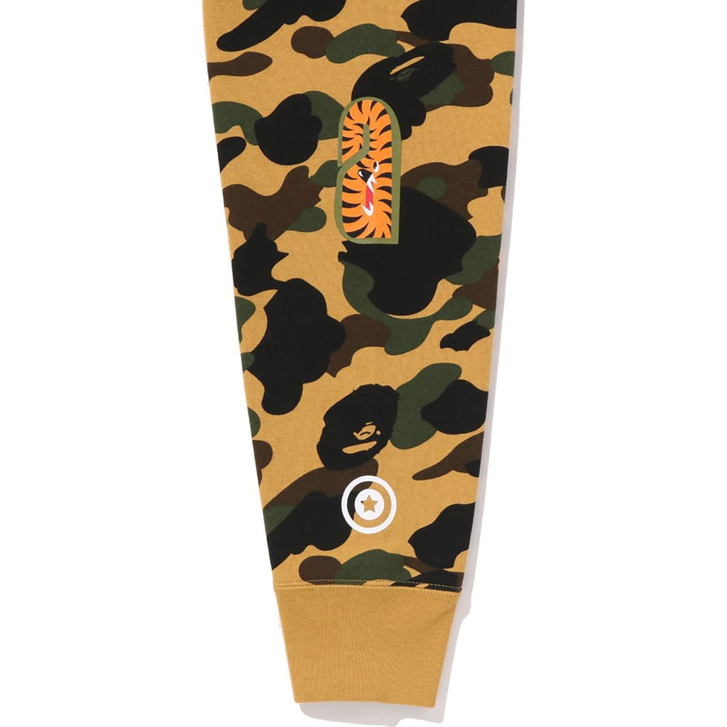 BAPE 1ST CAMO SHARK CREWNECK SWEATSHIRT MENS