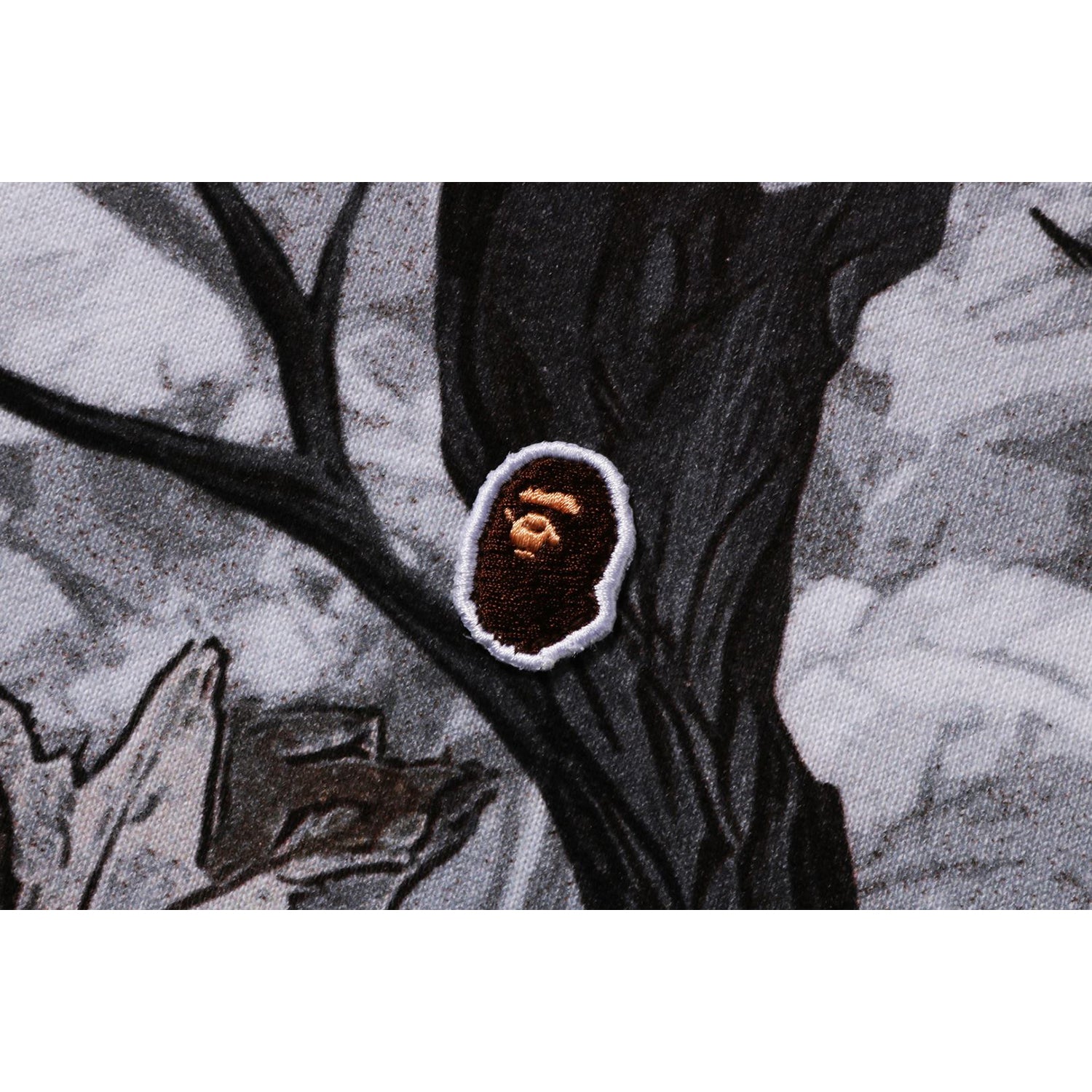BAPE TREE EDGE CAMO CREWNECK SWEATSHIRT LADIES