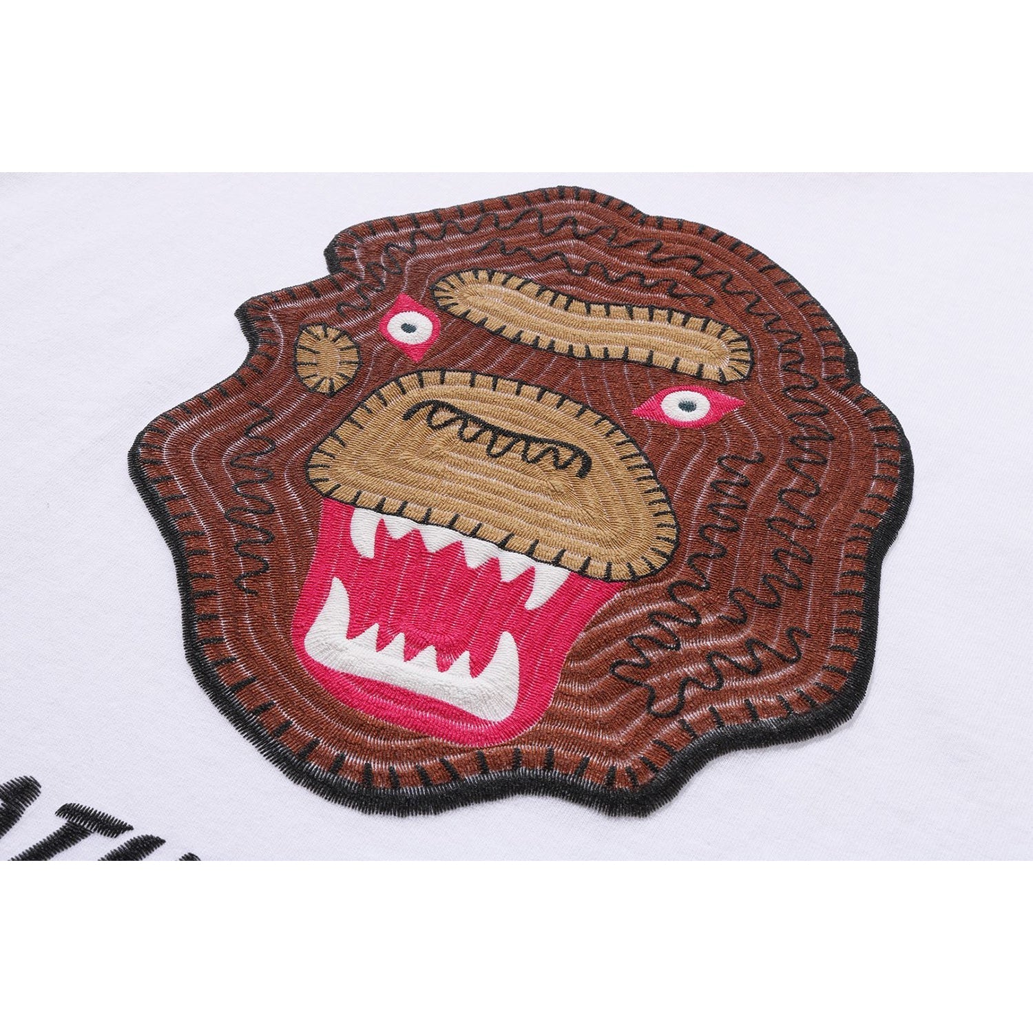 BAPE EMBROIDERY STYLE SOUVENIR LOGO TEE MENS