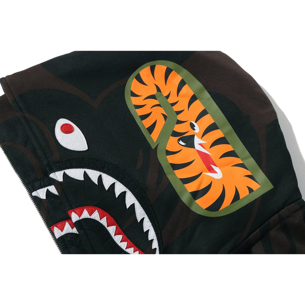 BAPE US BLACK FRIDAY SOLID CAMO DOUBLE SHARK FULL ZIP HOODIE MENS