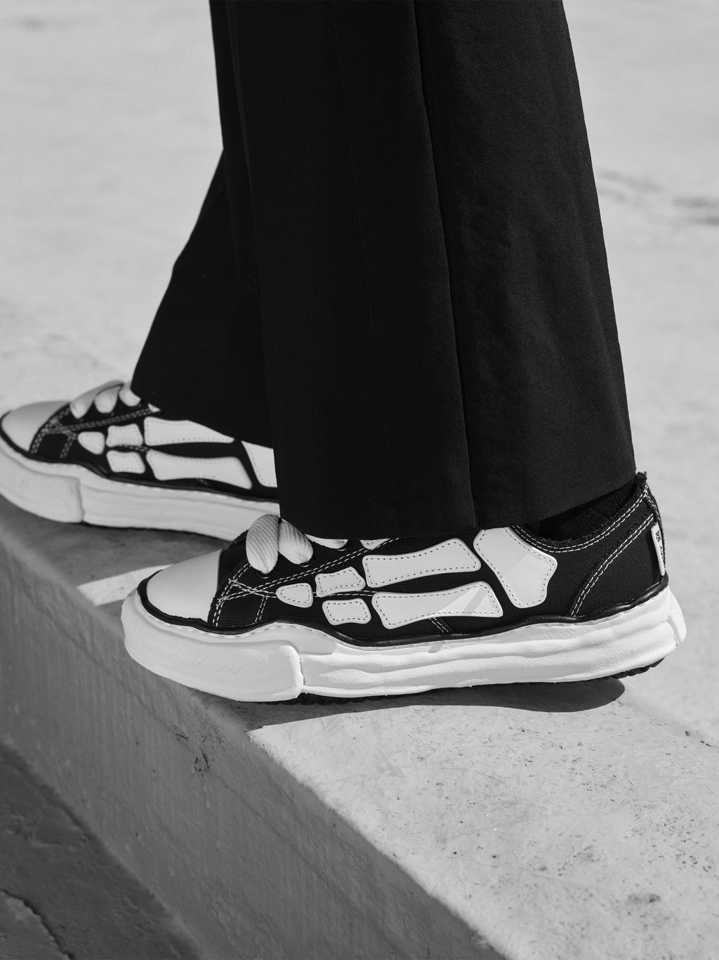 MMY BONES SNEAKER - BLACK
