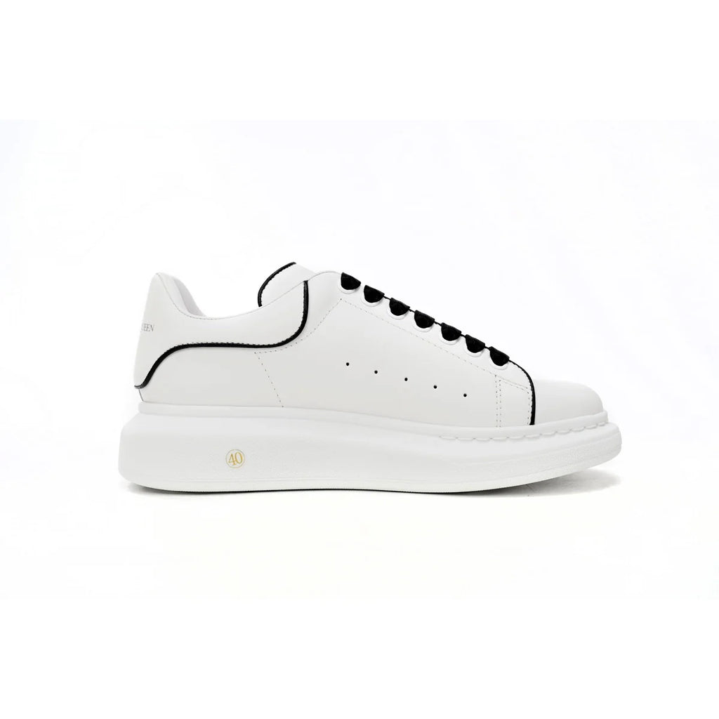 Alexander McQueen Sneaker Black Line