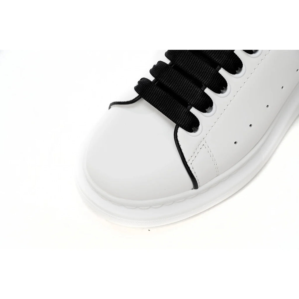 Alexander McQueen Sneaker Black Line