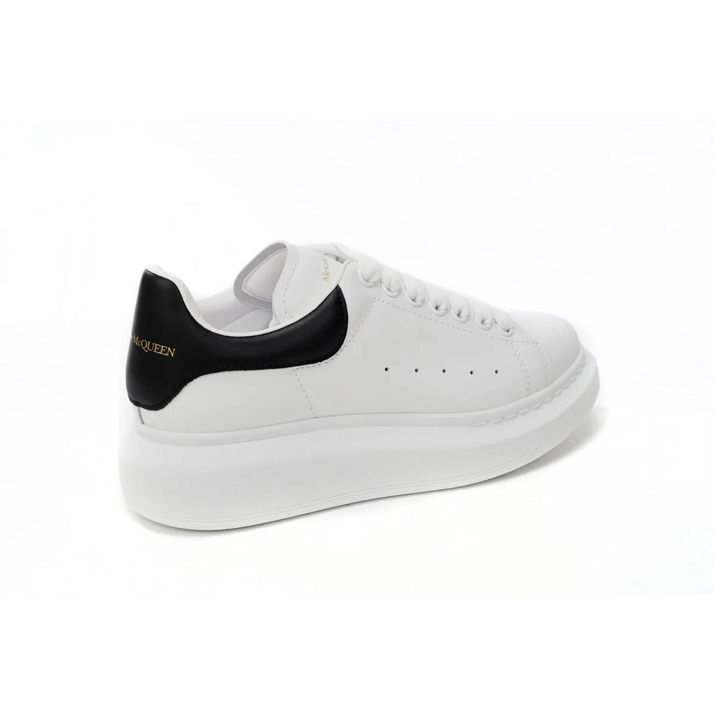 Alexander McQueen Sneaker Dlack Skin