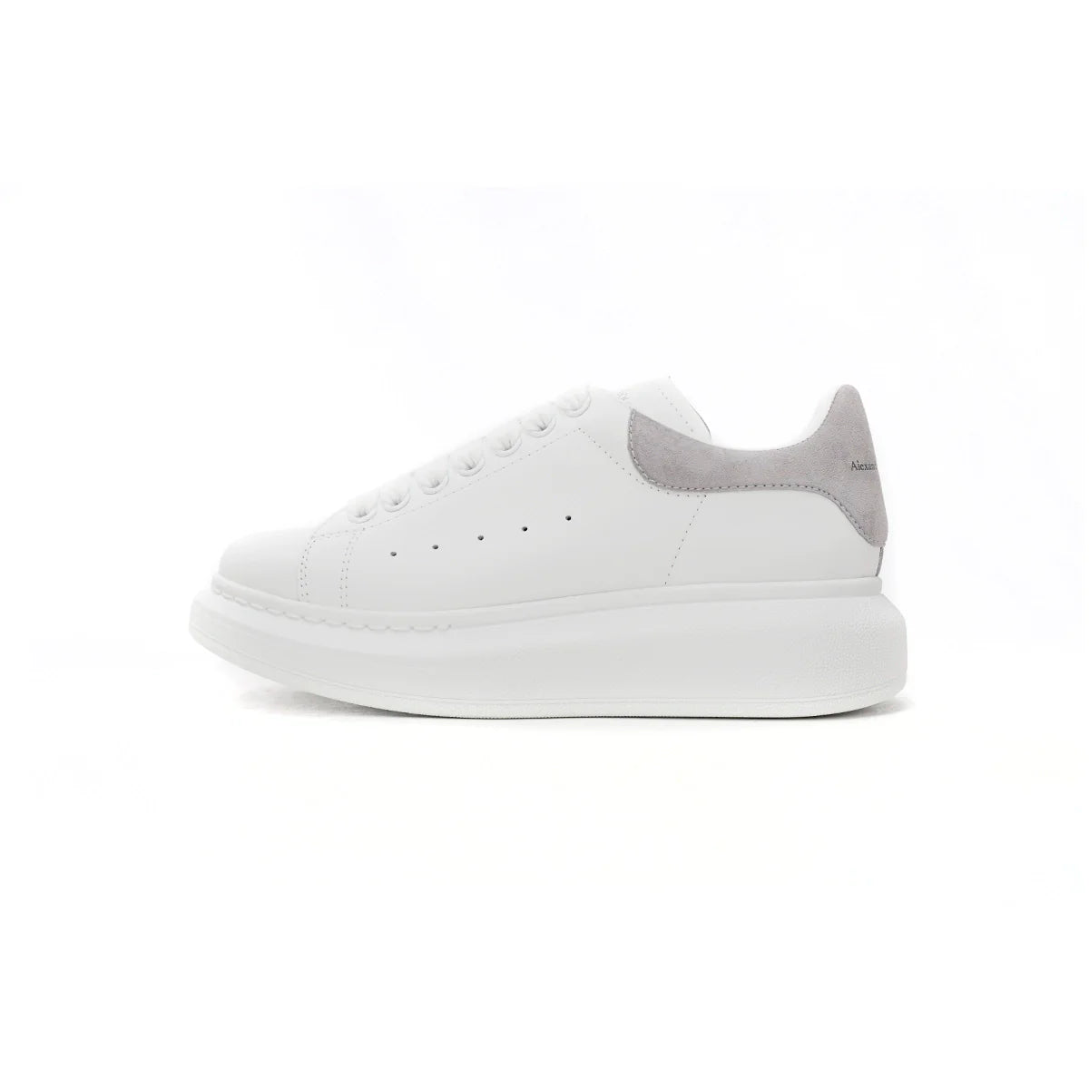Alexander McQueen Sneaker Loose Drilling