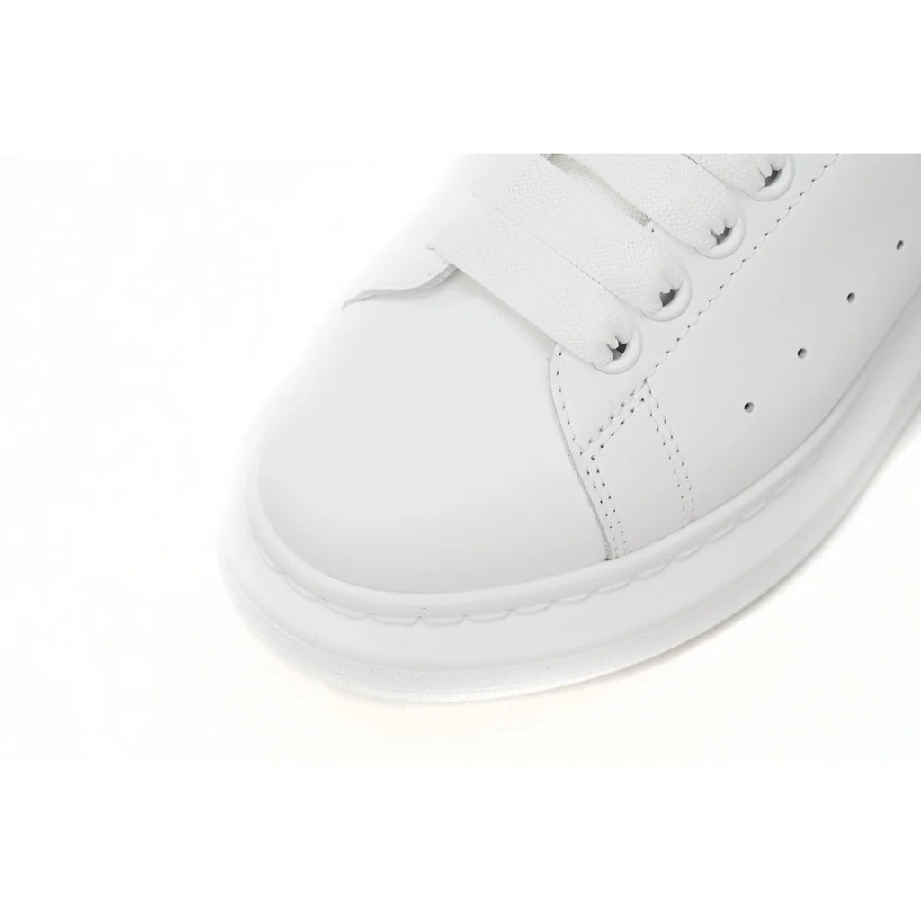 Alexander McQueen Sneaker Silver Tail