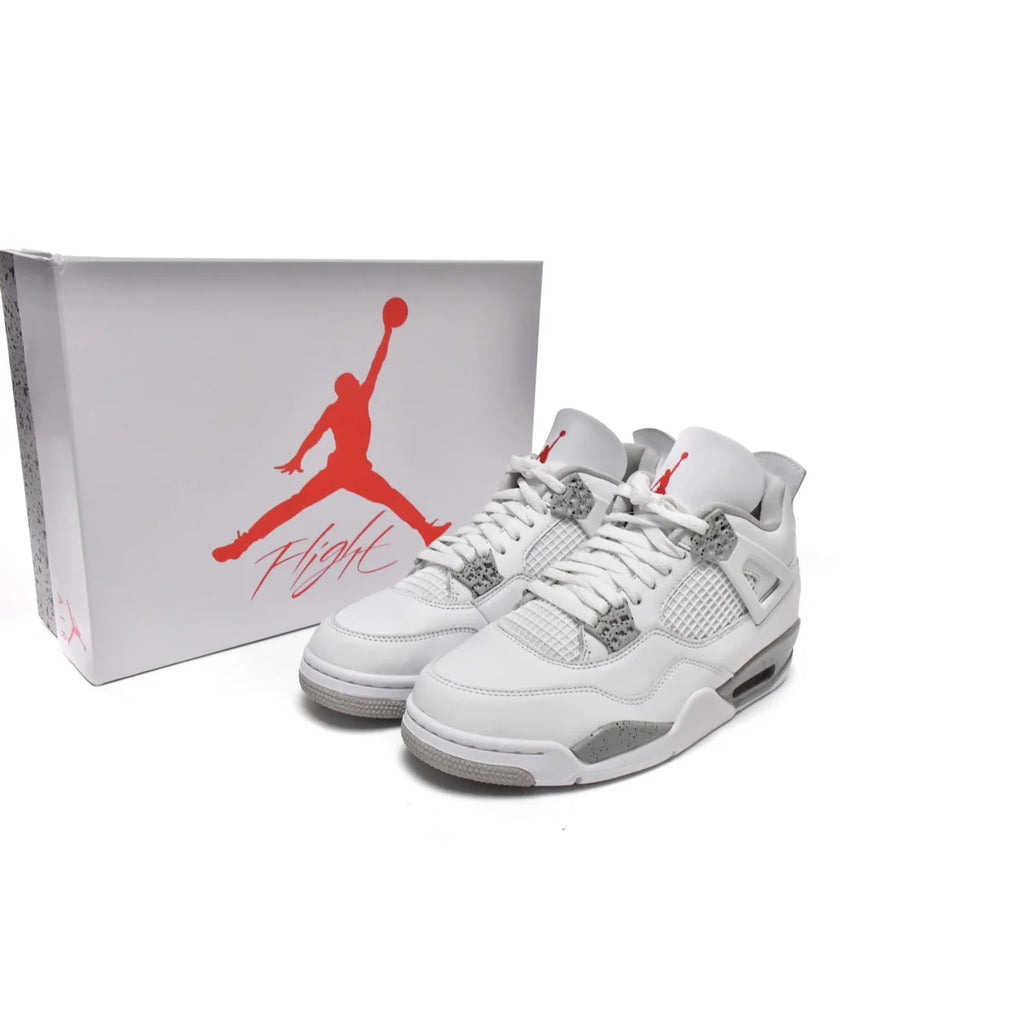 Air Jordan 4 Retro White Oreo