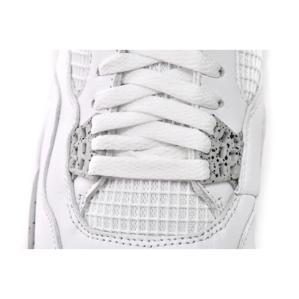 Air Jordan 4 Retro White Oreo