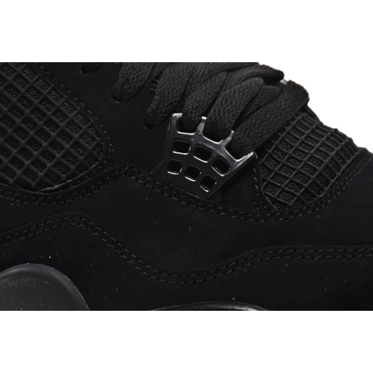 Air Jordan 4 Retro “Black Cat”