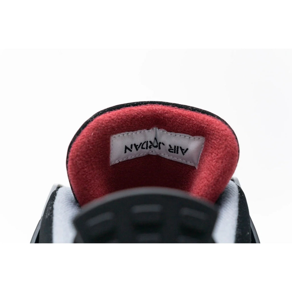 Air Jordan 4 Retro Bred