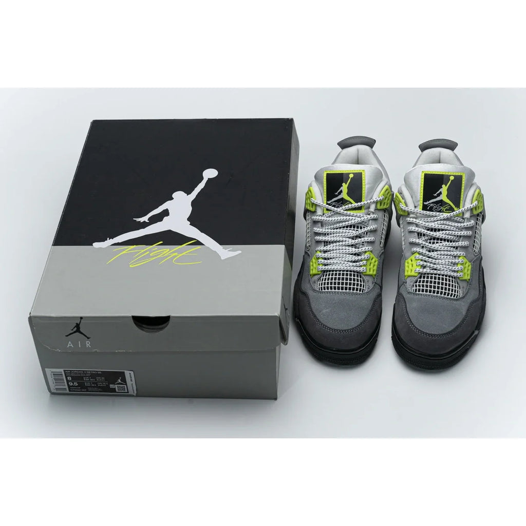 Air Jordan 4 Retro SE“Neon”