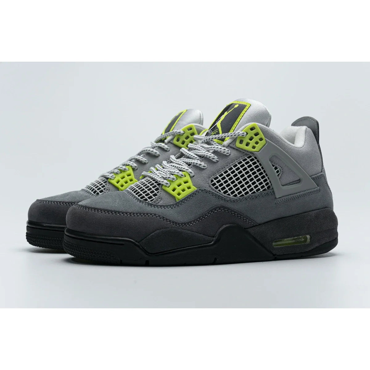 Air Jordan 4 Retro SE“Neon”
