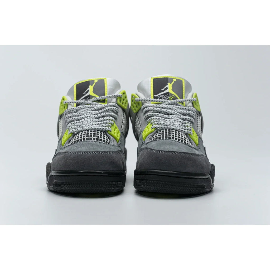 Air Jordan 4 Retro SE“Neon”