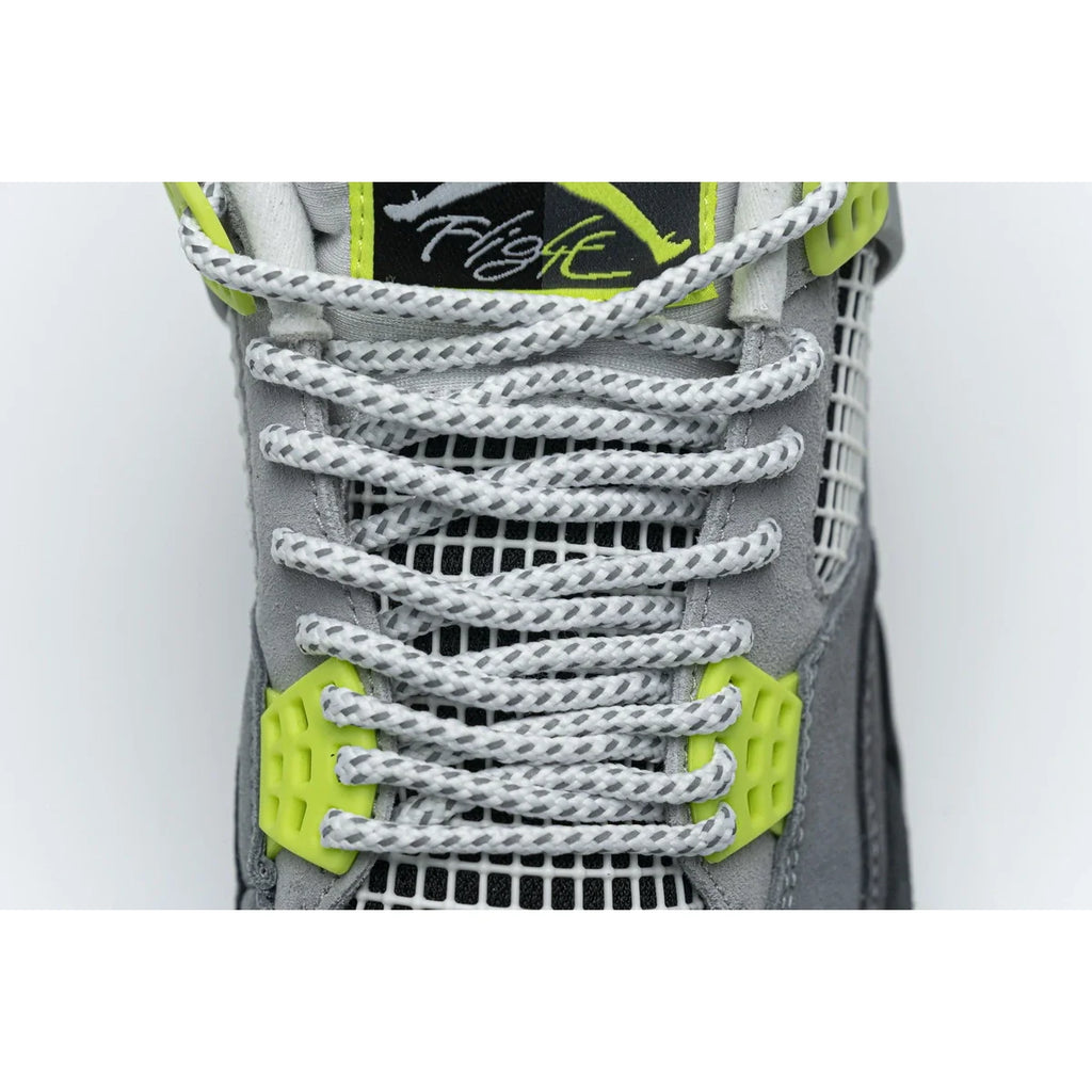 Air Jordan 4 Retro SE“Neon”