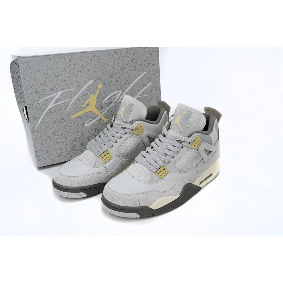 Air Jordan 4 Retro CraftCRAFT "Photon Dust"