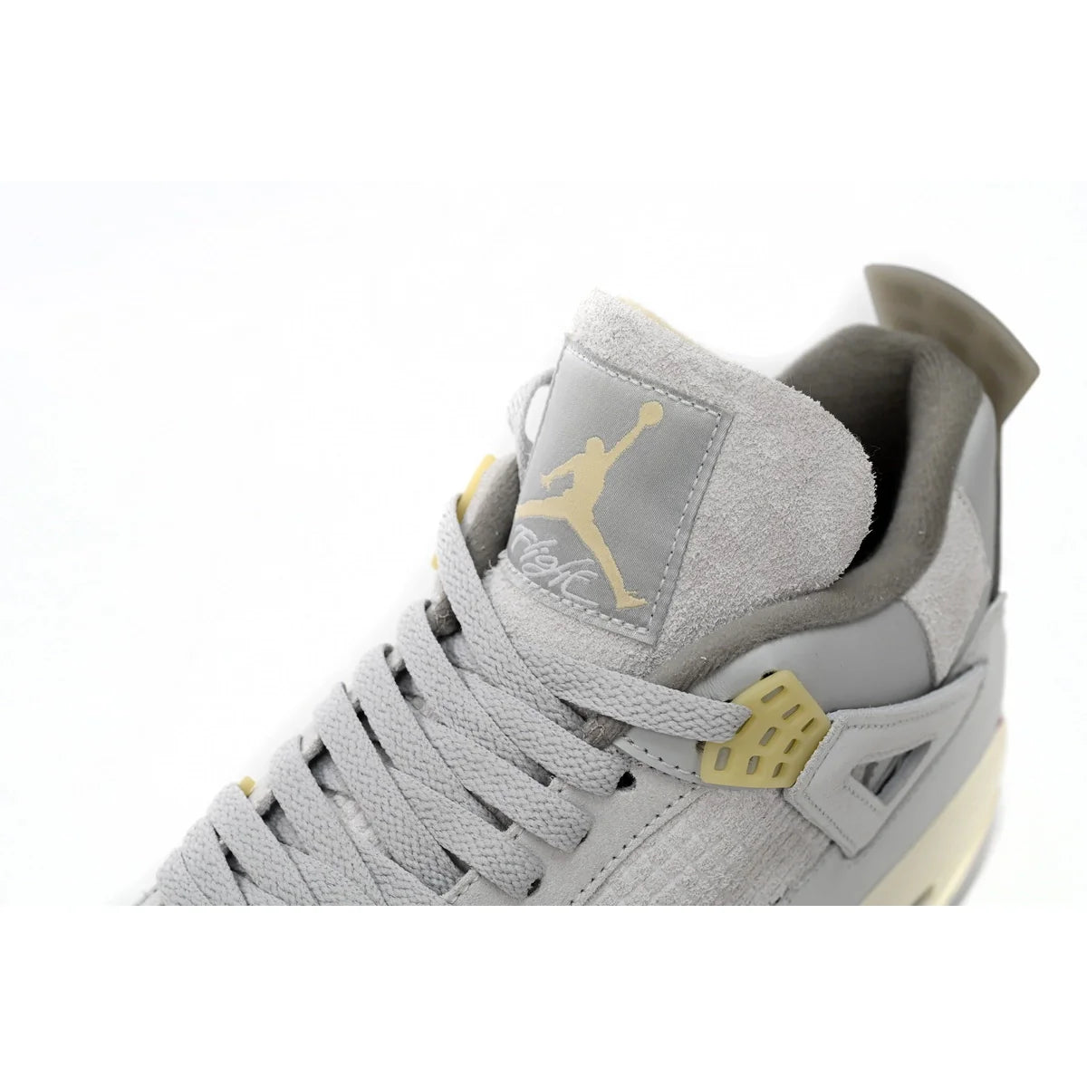 Air Jordan 4 Retro CraftCRAFT "Photon Dust"