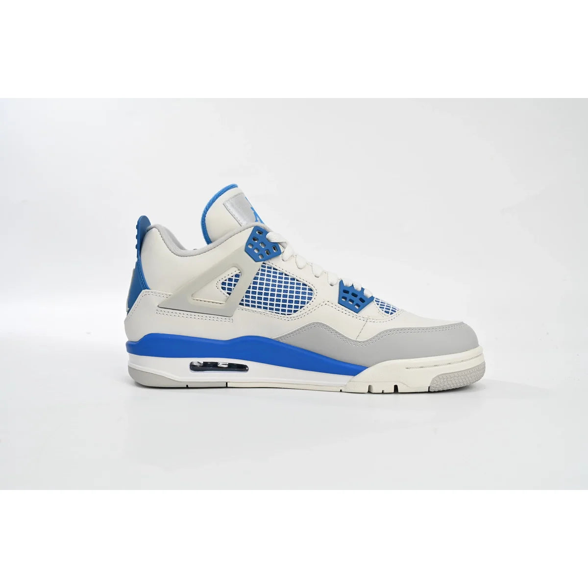Air Jordan 4 Retro "Military Blue"