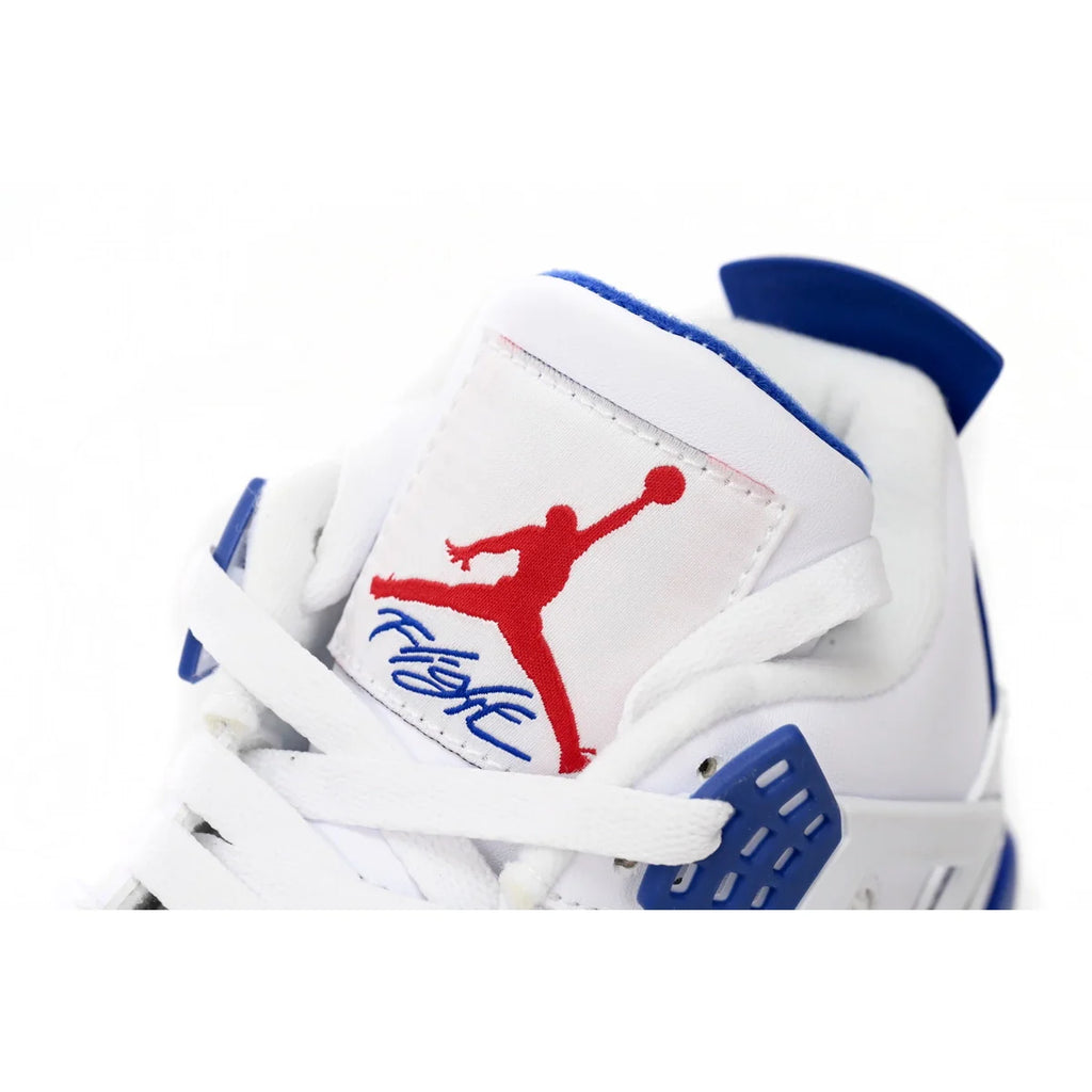 Nike SB x Air Jordan 4 “Sapphire”