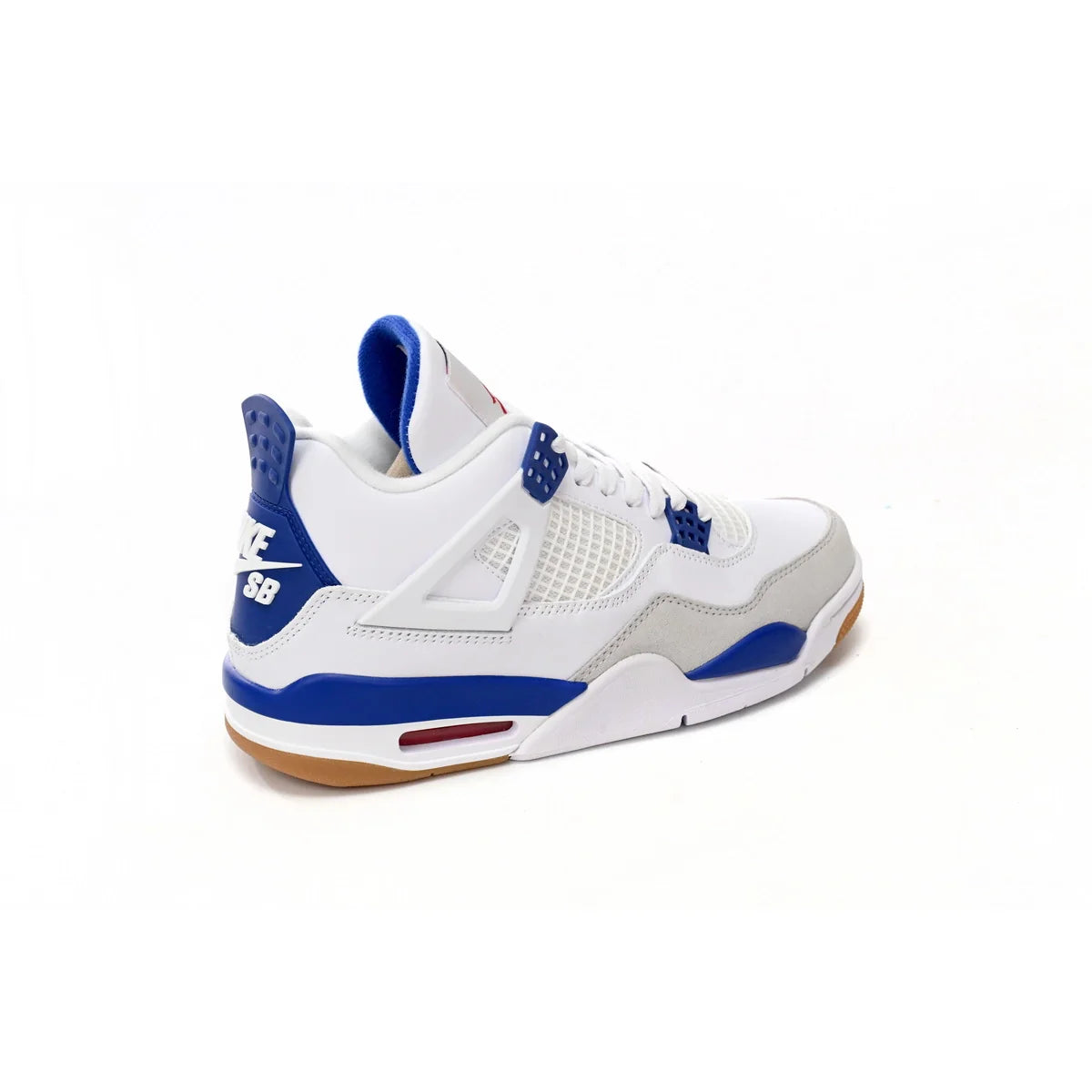 Nike SB x Air Jordan 4 “Sapphire”
