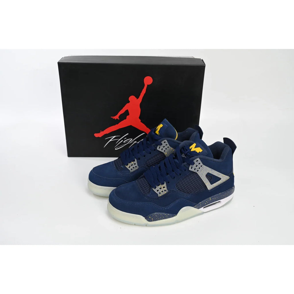 Air Jordan 4 Retro Michigan