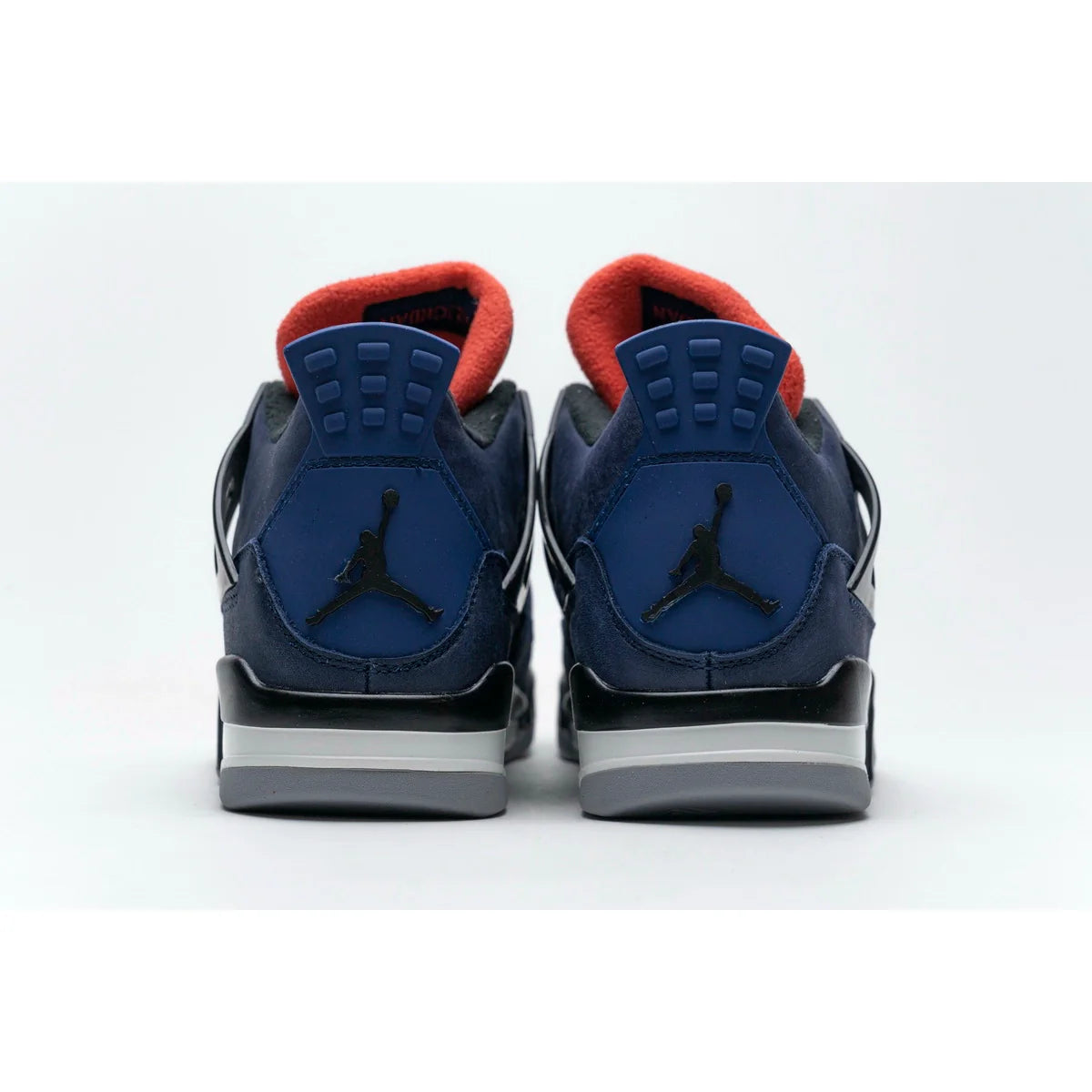 Air Jordan 4 Retro“Winterized”