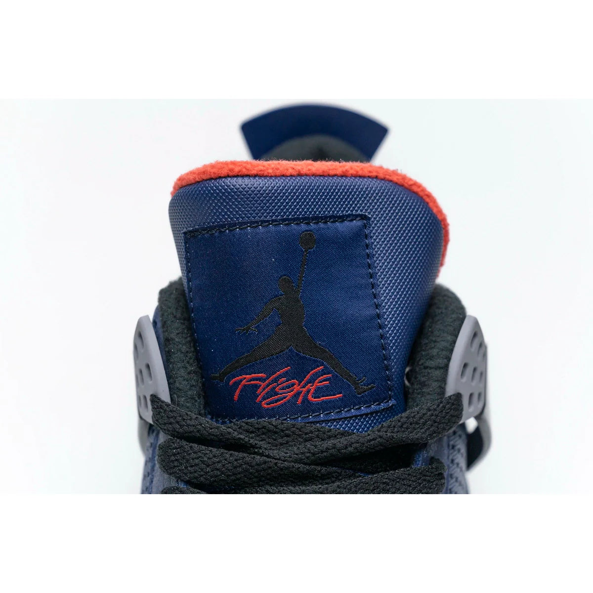 Air Jordan 4 Retro“Winterized”