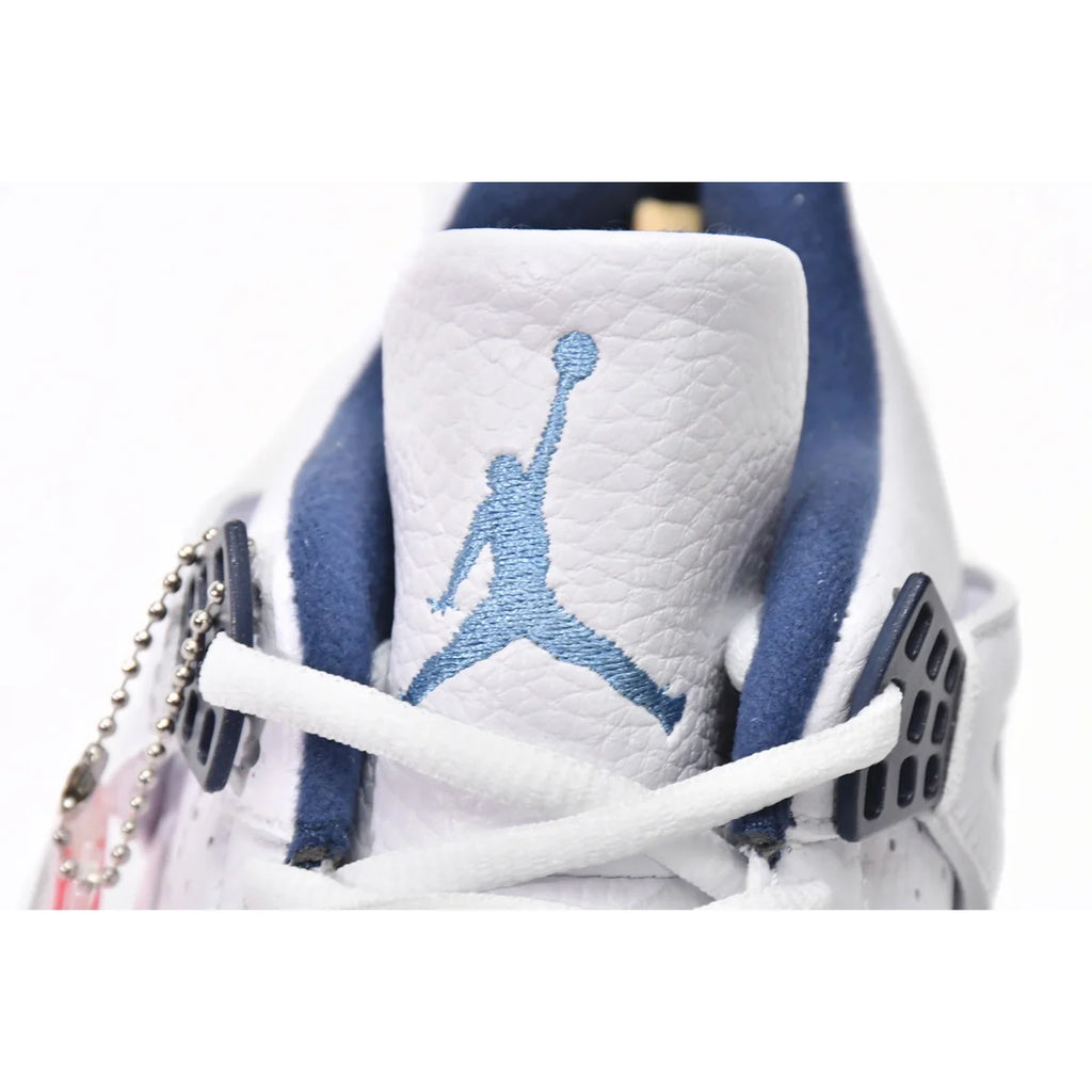 Air Jordan 4 Retro Columbia