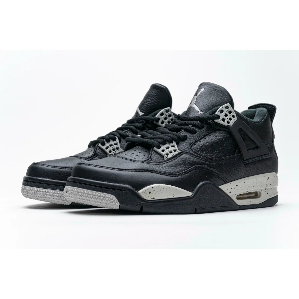 Air Jordan 4 Retro Oreo