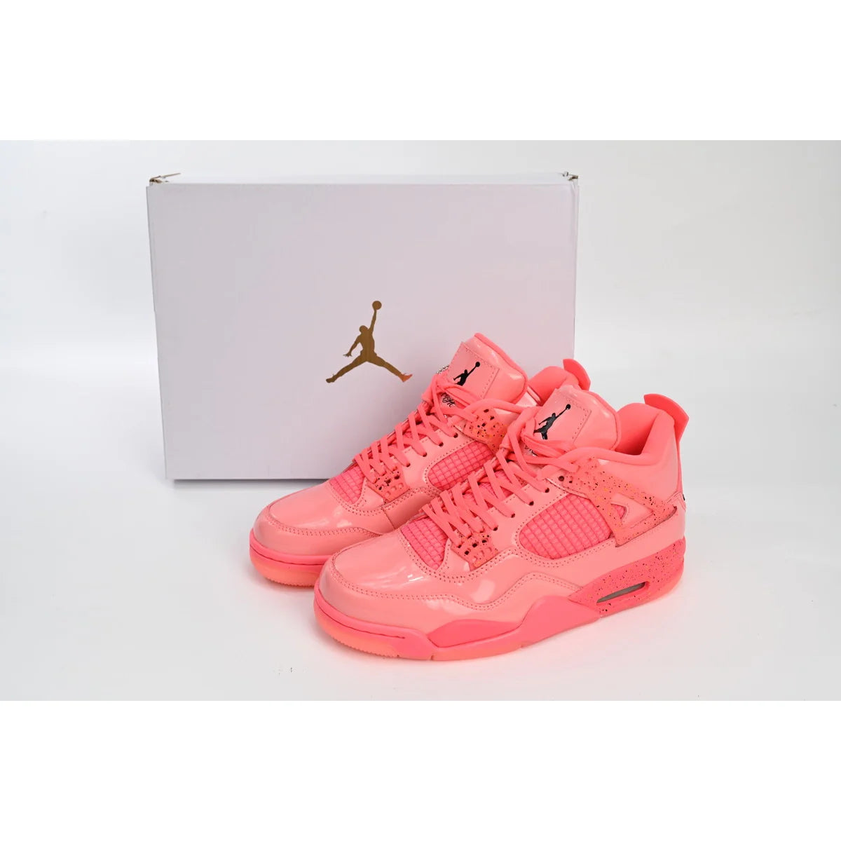 Air Jordan 4 Retro Hot Punch