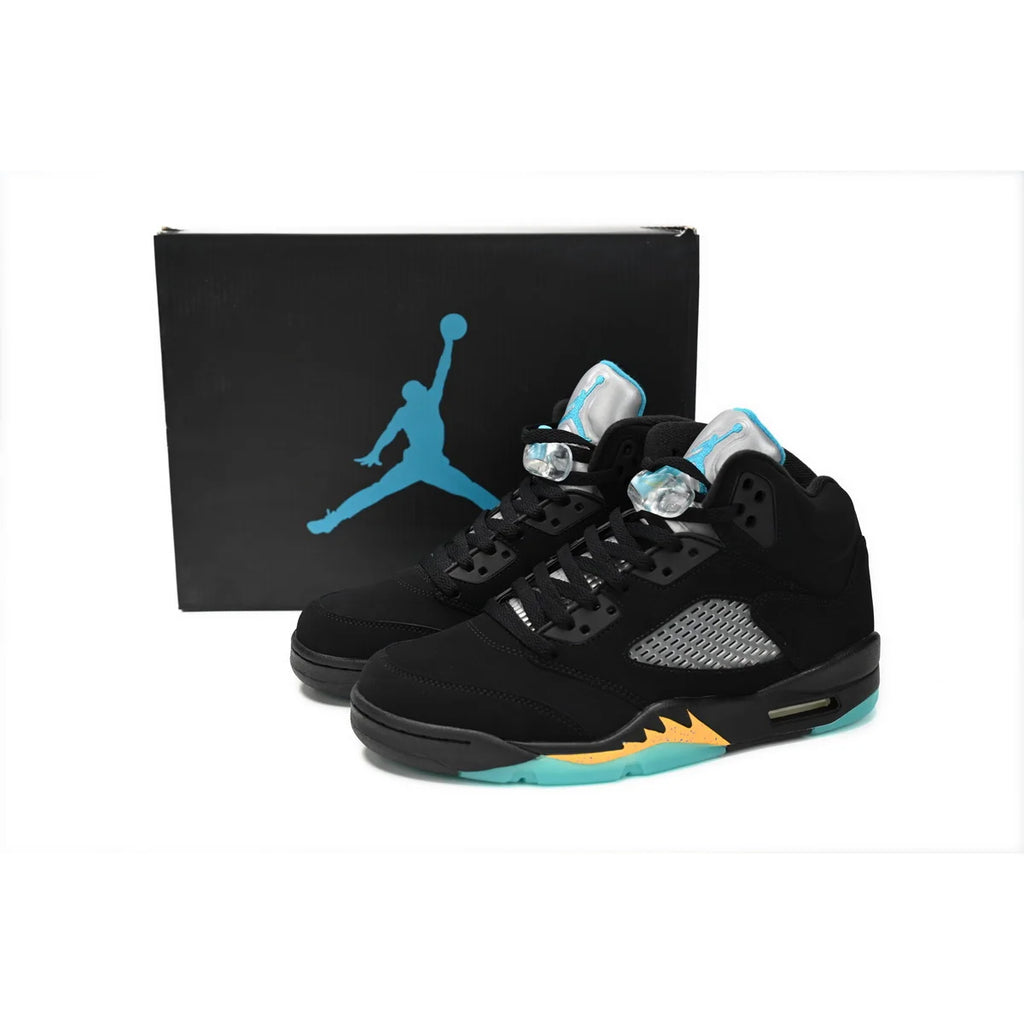 Air Jordan 5 "Noir/Aquatone/Taxe"