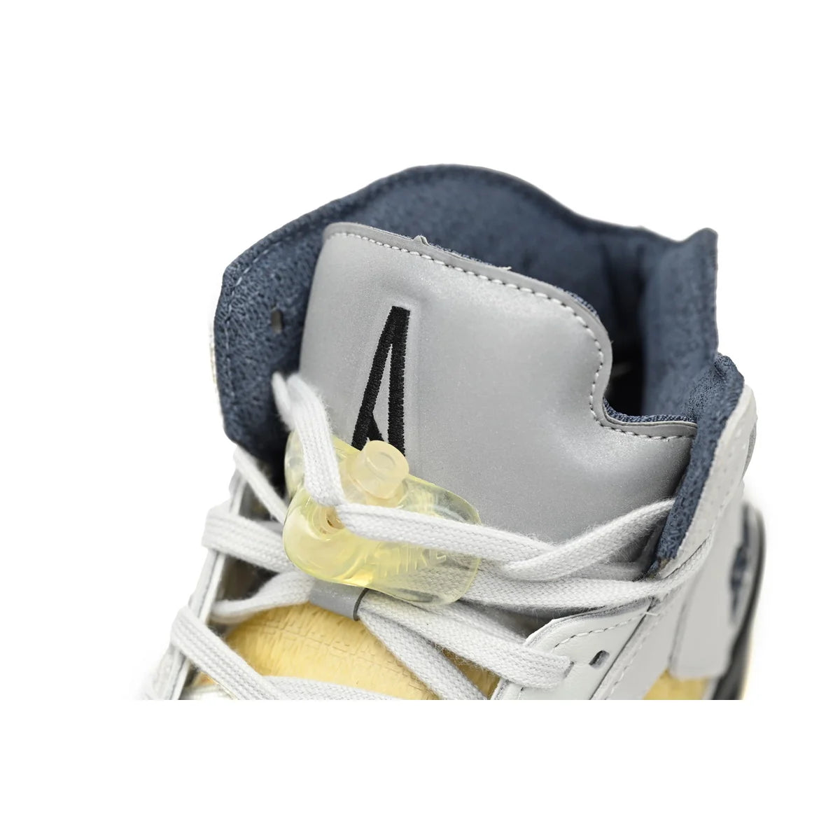 A Ma Maniere x Air Jordan 5 WMNS