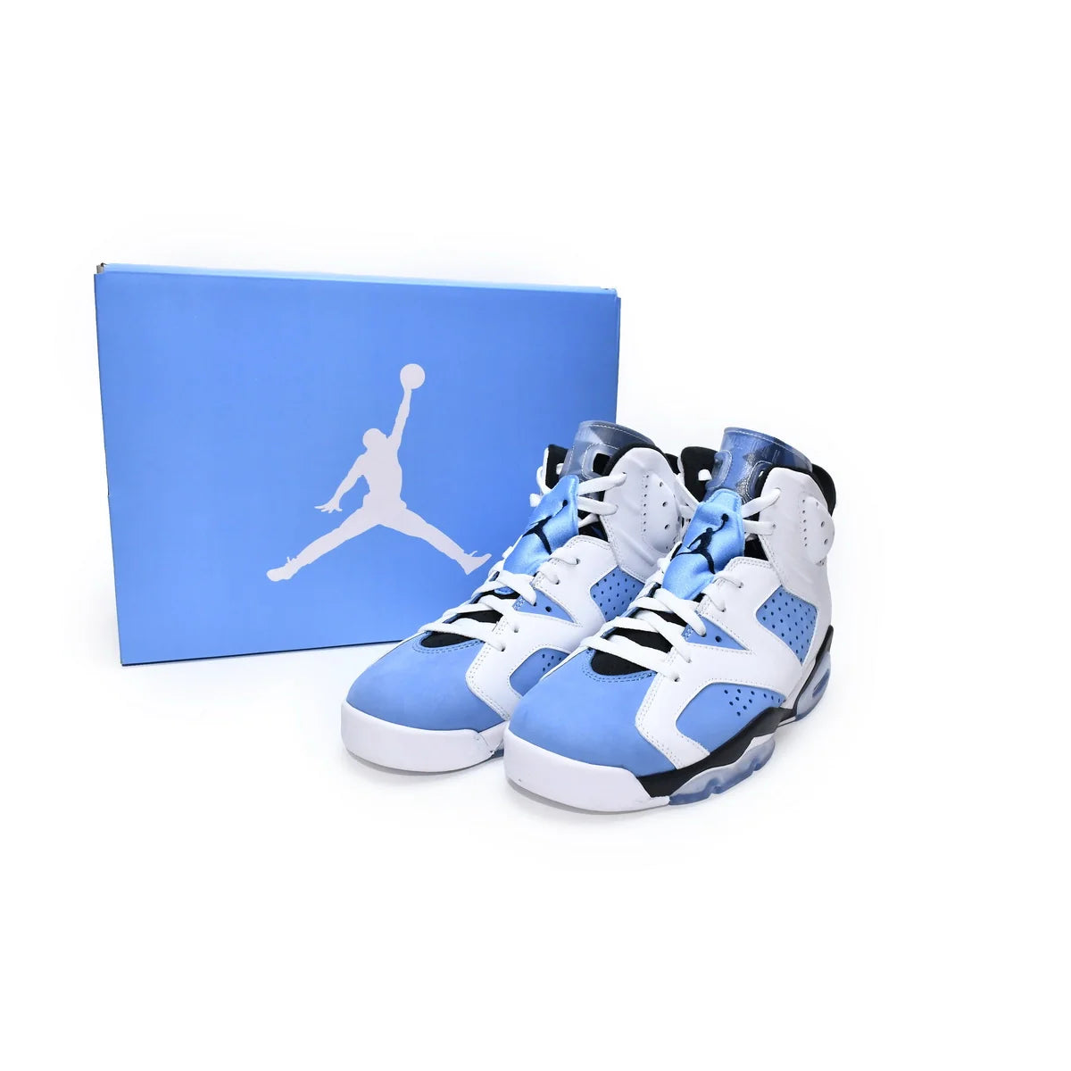 Air Jordan 6 UNC