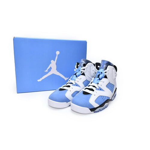 Air Jordan 6 UNC