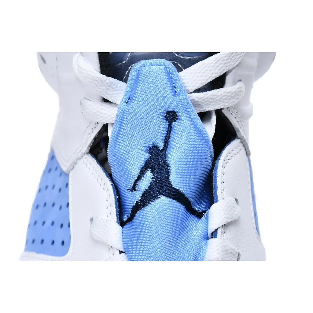 Air Jordan 6 UNC