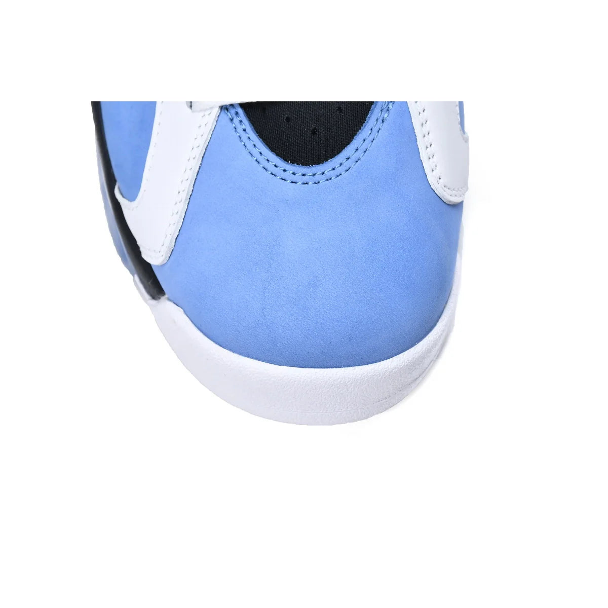 Air Jordan 6 UNC