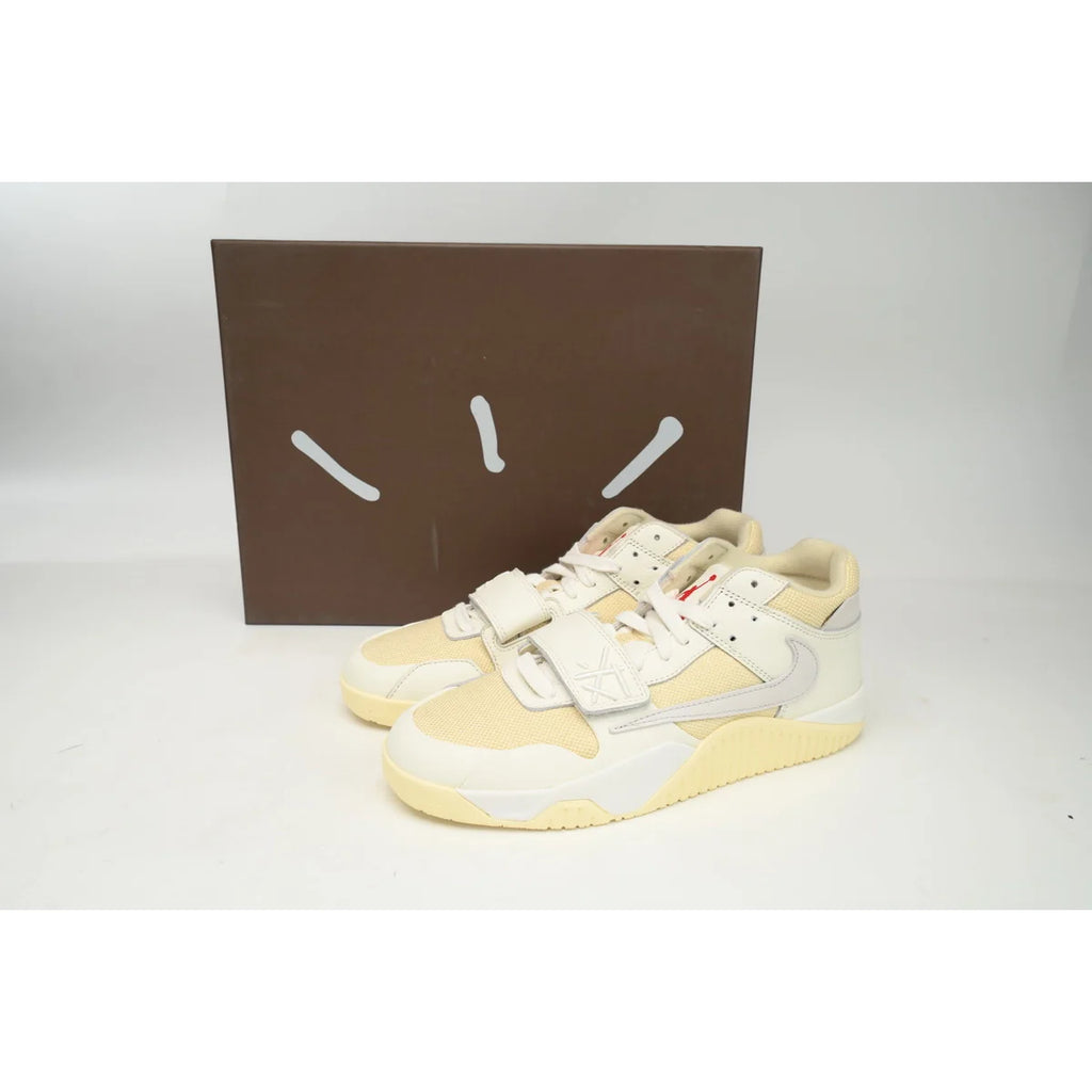 Travis Scott × Nike Jordan Jumpman Jack TR Beige