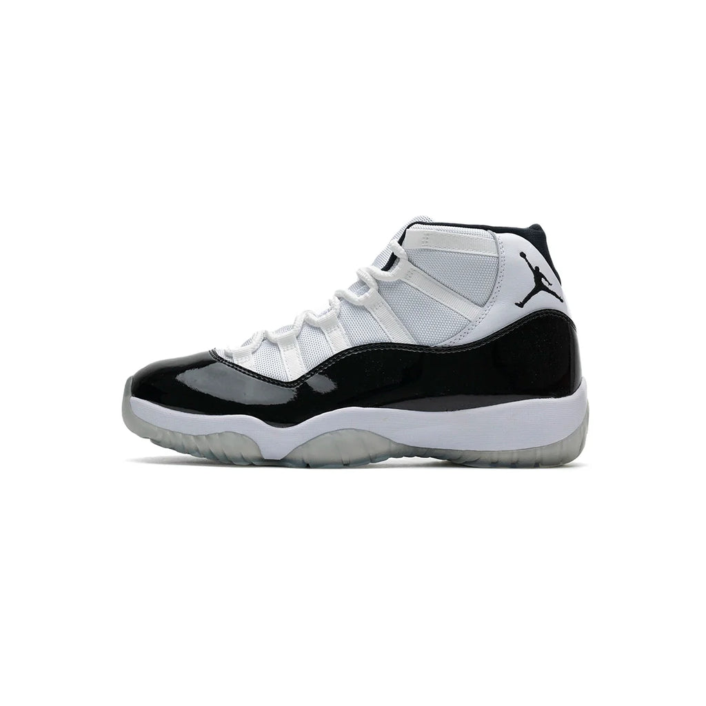 Air Jordan 11 High “Concord”