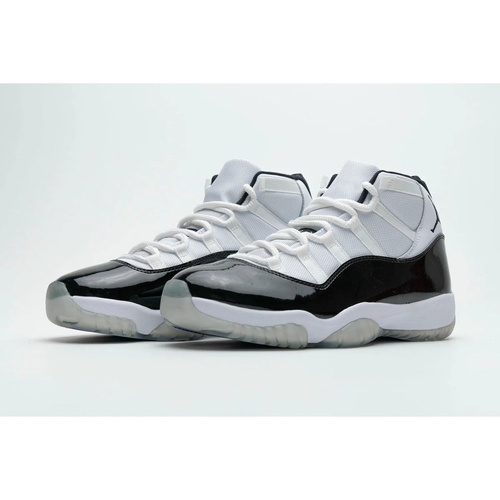 Air Jordan 11 High “Concord”