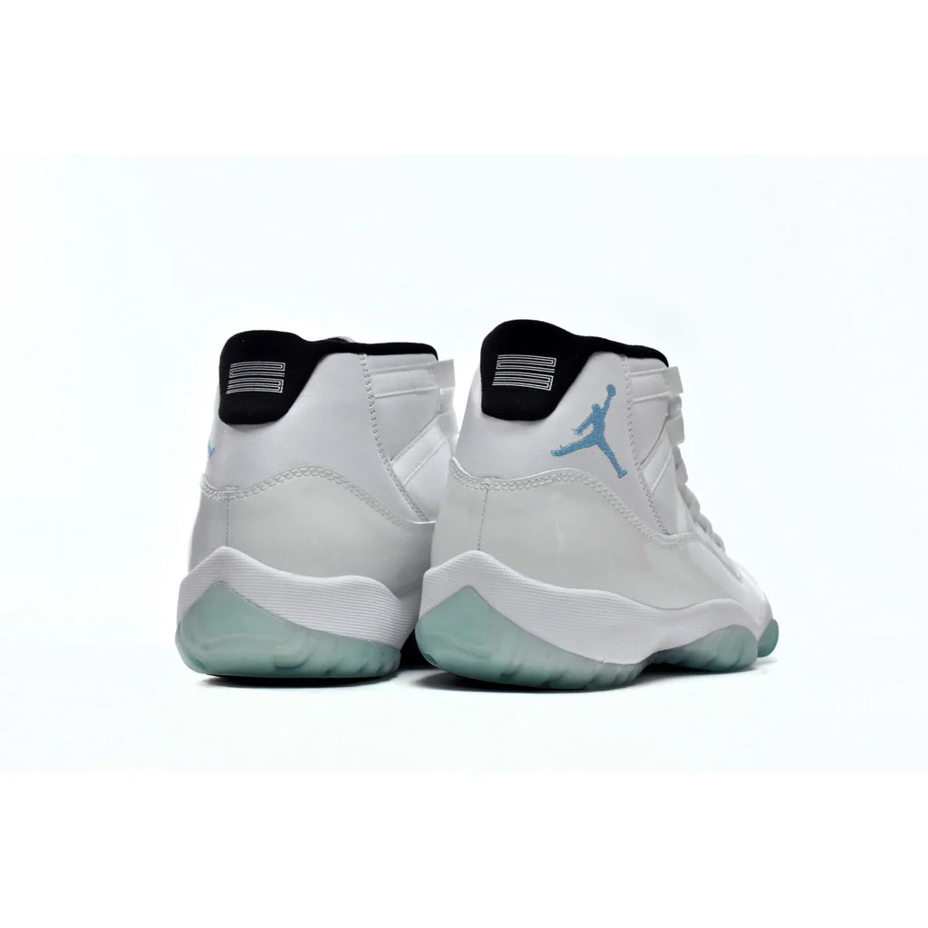 Air Jordan 11 Retro Legend Blue