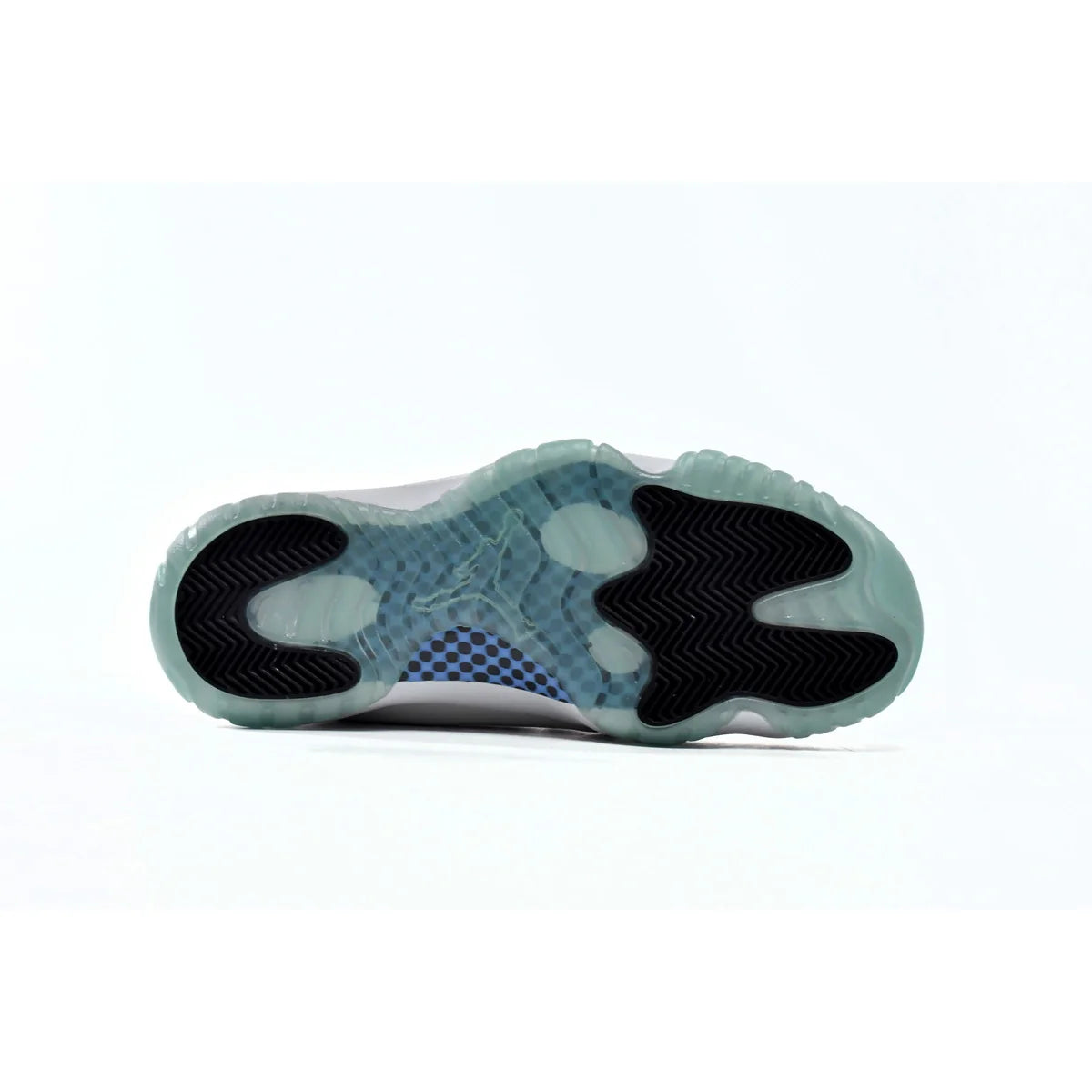 Air Jordan 11 Retro Legend Blue