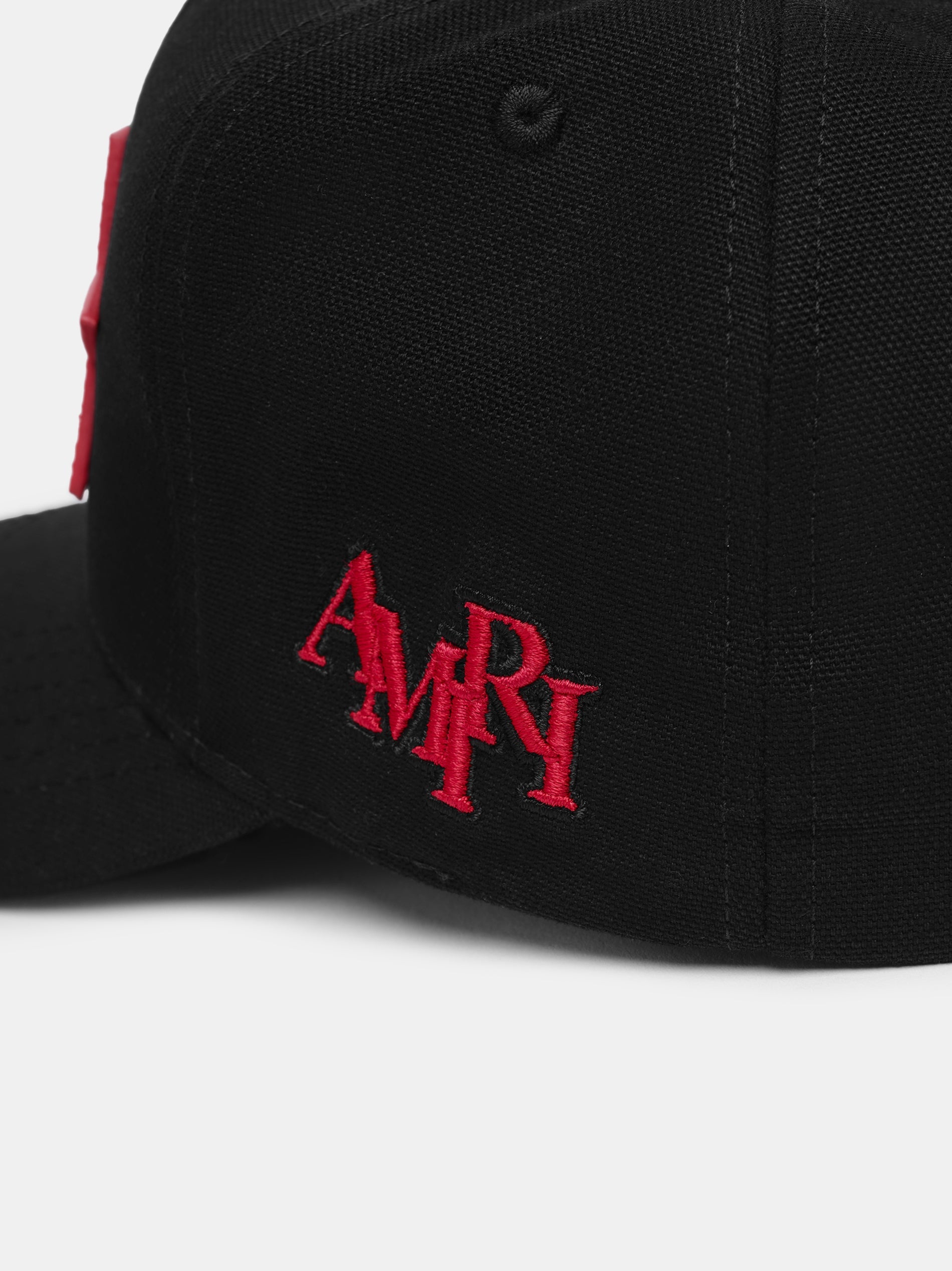THREE STAR STAGGERED AMIRI FULL CANVAS HAT - Black Red
